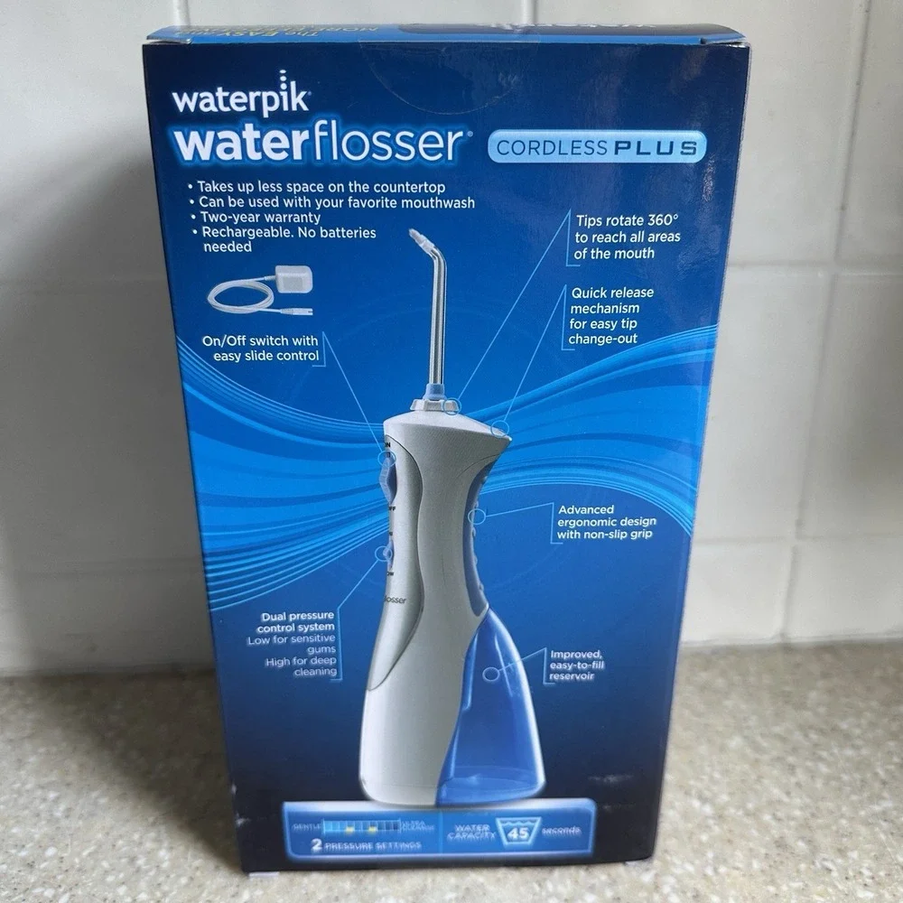 Waterpik Water Flosser Cordless Plus Model WP-450W Brand New